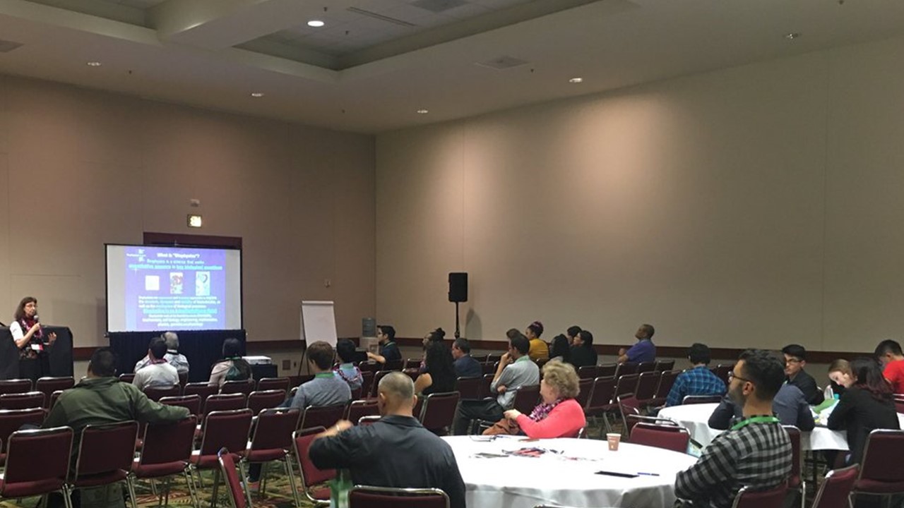 A diverse audience learns about cutting-edge research in biophysics at the SACNAS National Diversity in STEM Conference in Honolulu, Hawai’i. A diverse audience learns about cutting-edge research in biophysics at the SACNAS National Diversity in STEM Conference in Honolulu, Hawai’i.